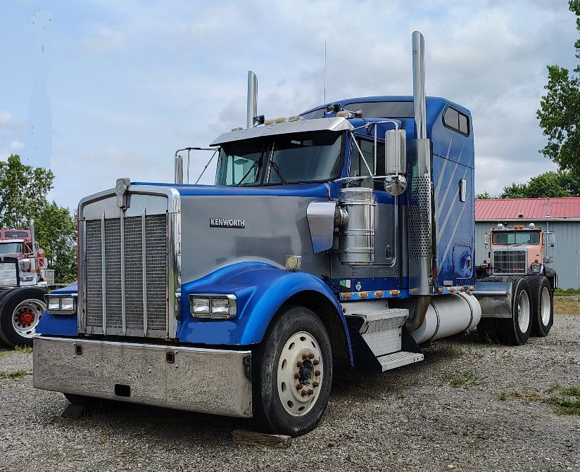 1999 KENWORTH W900L
